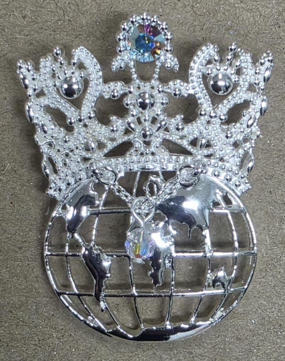 Signature Mrs. Globe® Crown Pin